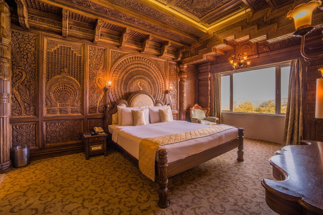 Pedda Ambarpet Ramoji Film City- Sitara Luxury Hotel מראה חיצוני תמונה