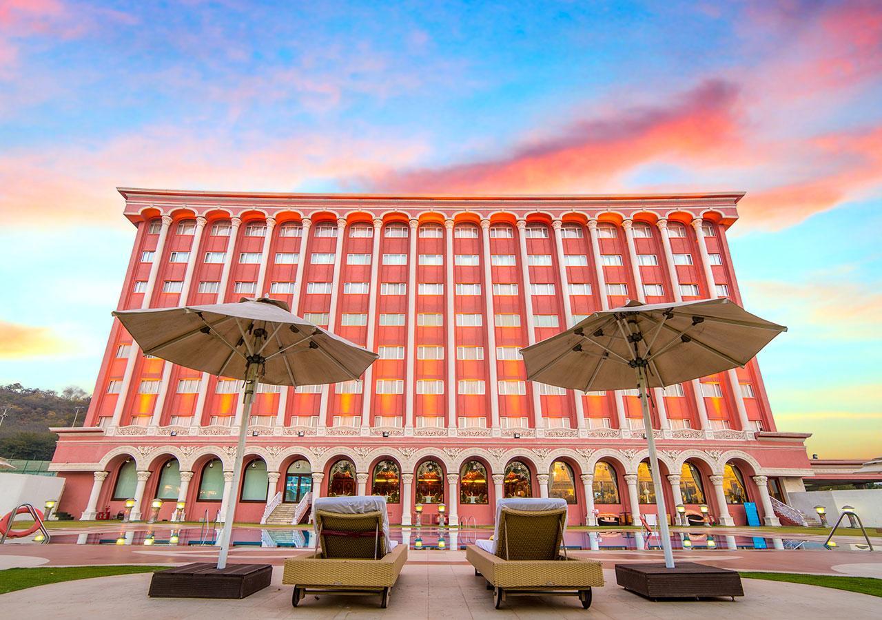 Pedda Ambarpet Ramoji Film City- Sitara Luxury Hotel מראה חיצוני תמונה