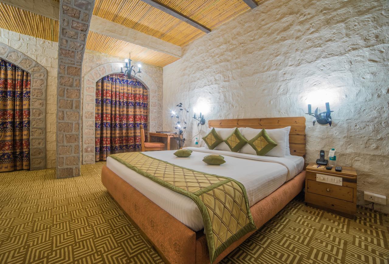 Pedda Ambarpet Ramoji Film City- Sitara Luxury Hotel מראה חיצוני תמונה